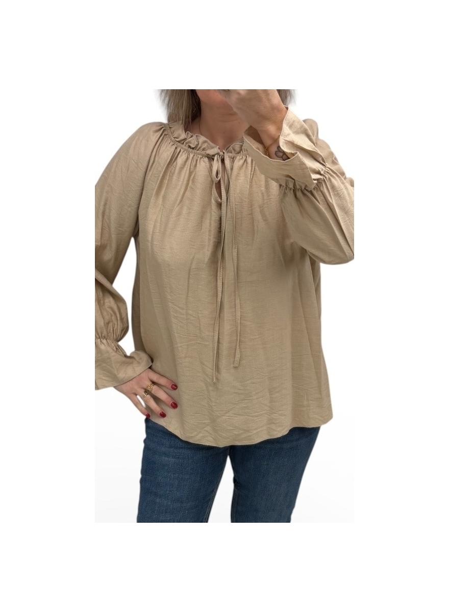 Blouse met koord en ruffle hals Irene zand