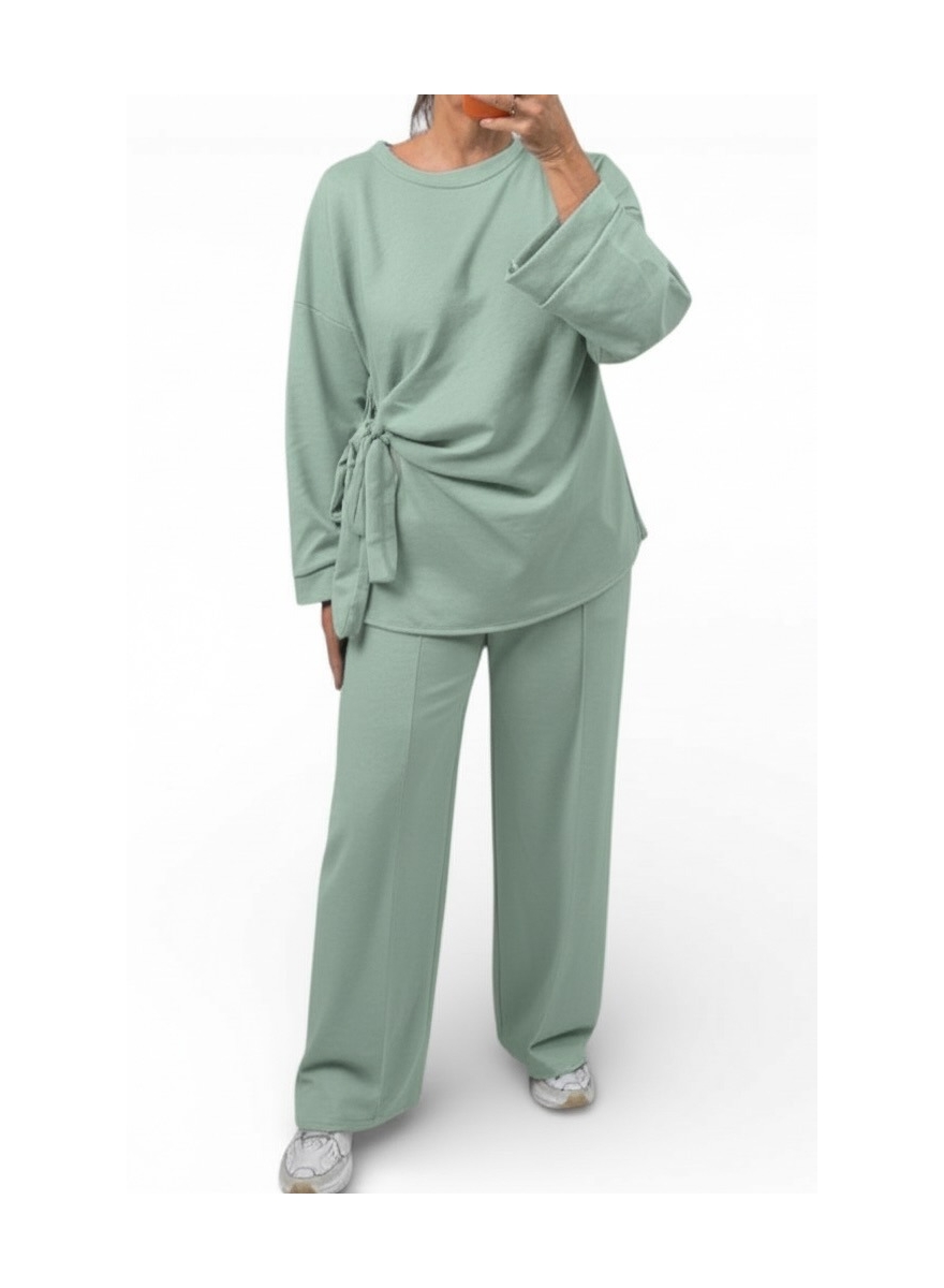 2-delig set met trui en strik aan de zijde Linda Jade groen