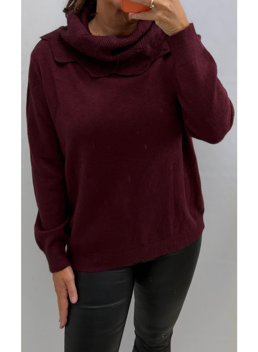 Coll trui met motief erin verwerkt wijnrood