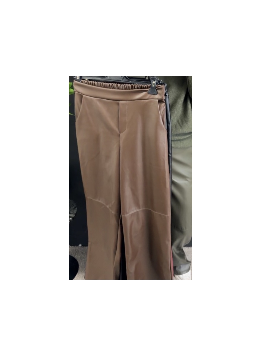 Leather-look broek met zakken Lilith bruin