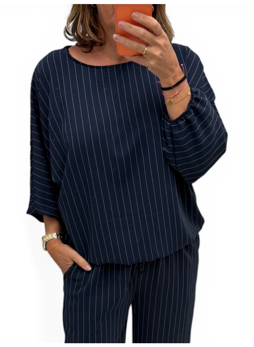 Blouse met vleermuis mouw en strepen Pleun donker blauw