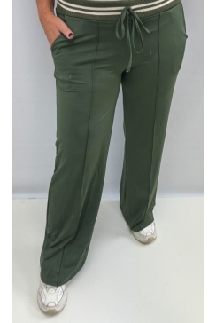 Travelstof broek met rechte broekspijp en bies Blizz army. btsb