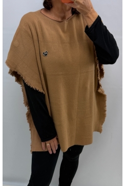 Poncho met ruit details en heart Corrie camel SALE. PTL