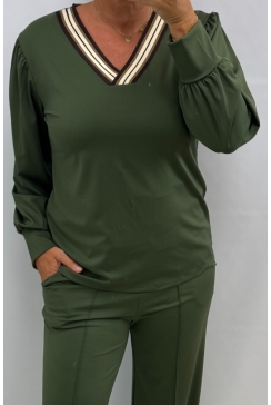 Travelstof shirt met LANGE mouw en steentjes Anselma army.  ttsb