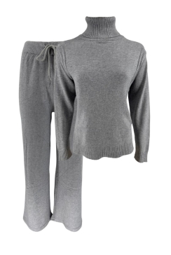 Fijngebreide set met col en broek grijs (V-51).CMS