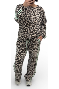 2-delig panterprint set met bies priscilla groen