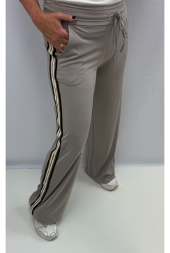 Travelstof broek met rechte broekspijp en STRASS BIES Bibia taupe  btsb