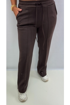 Broek van sweatstof met maten Rianna puur bruin. swd