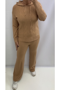 Fijngebreide set met capuchon camel (HC-546)