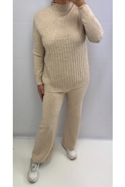 Fijngebreide set met trui en broek gotiek creme (HC-561)