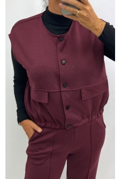 Mouwloos gilet met fake zakjes en knopen Jip bordeaux (SWD)