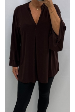 Blouse van travelstof met trompet mouw bruin