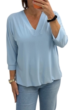Basic lange mouwen shirt v-hals Mieke licht blauw