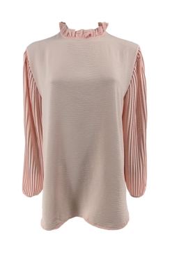 Blouse met plisse mouw en ruffle aan de hals Karlien licht roze. SALE