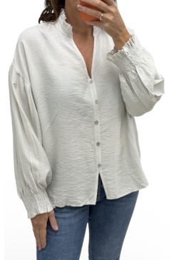 Blouse met opstaande ruffle kraag en smock mouw Wiesje off-white