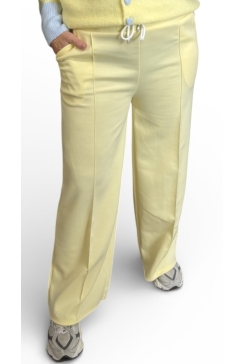 Broek met rechte broekspijp en wit koordje Sietske geel