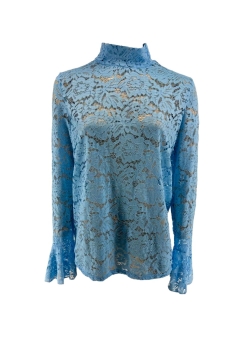 Top van kant met uitlopende mouw Vera licht blauw (SALE)