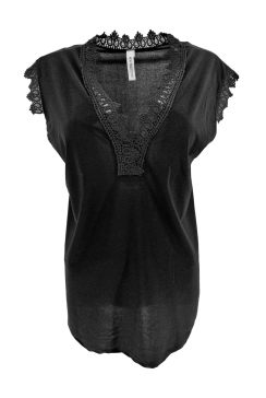 Travelstof top met half kanten mouw Karin zwart