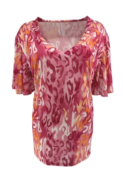 Travelstof shirt met v-hals Charlotte leopard print roze.CRS